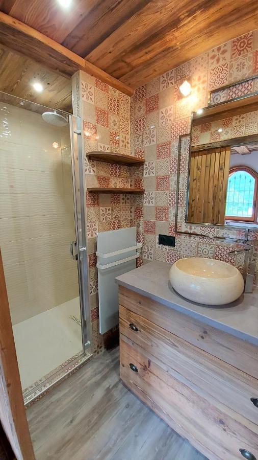 Chalet Serre Cambeou Piscine&Spa Сен-Шафре Экстерьер фото