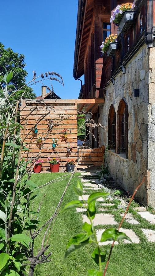 Chalet Serre Cambeou Piscine&Spa Сен-Шафре Экстерьер фото