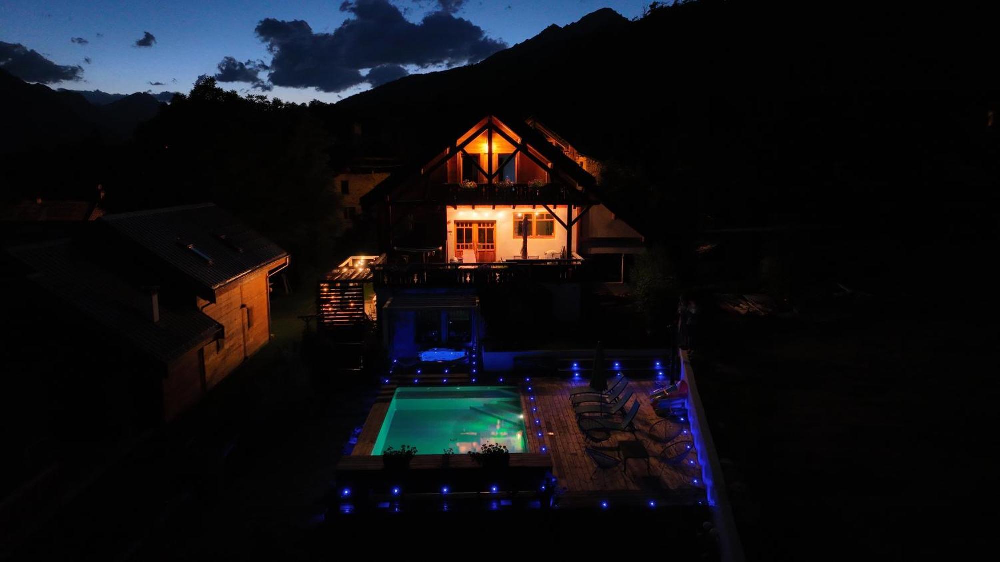 Chalet Serre Cambeou Piscine&Spa Сен-Шафре Экстерьер фото